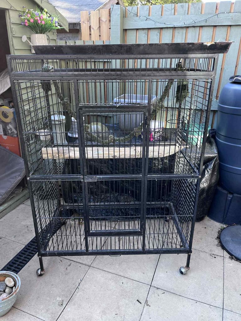 Extra large parrot cage