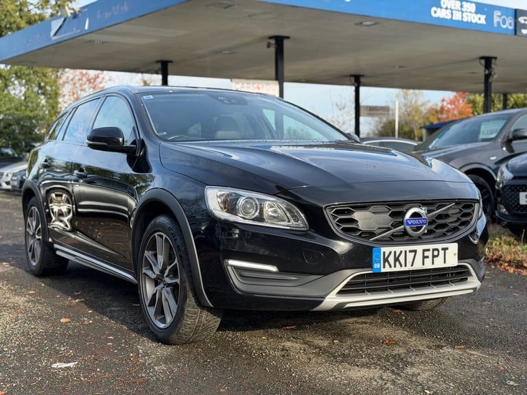 2017 Volvo V60 Cross Country 2.4 D4 Lux Nav Estate 5dr Diesel Auto AWD Euro 6 (s/s) (190 ps) Esta...