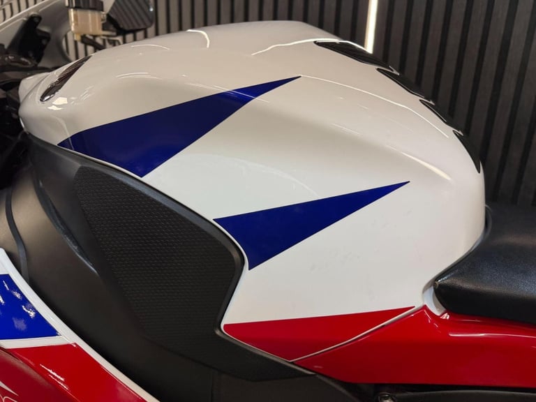 2014 Honda CBR1000RR Fireblade 1000