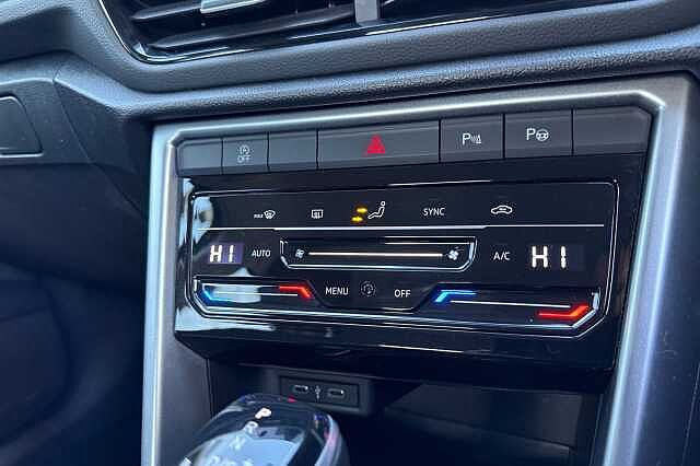 2022 Volkswagen T-Roc 1.5 TSI Life 5dr DSG Hatchback Petrol Automatic