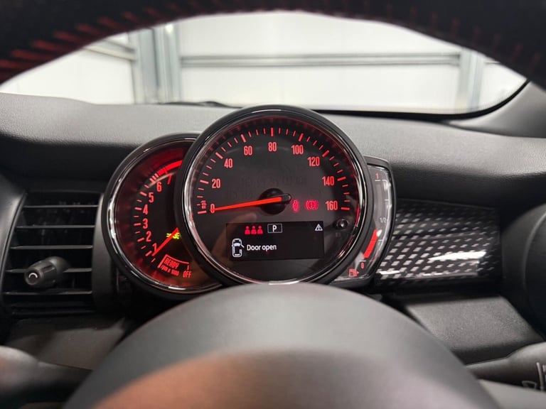 2019 MINI Hatch 2.0 Cooper S Sport Steptronic Euro 6 (s/s) 5dr HATCHBACK Petrol Automatic