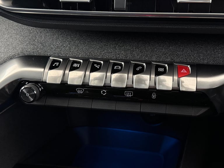 2018 Peugeot 3008 1.2 PureTech Allure Euro 6 (s/s) 5dr HATCHBACK Petrol Manual