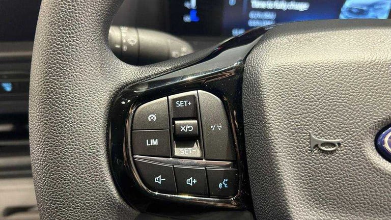  Ford Transit Custom 2.5 PHEV 232ps H1 Van Trend Auto Van Plug-In Hy Automatic