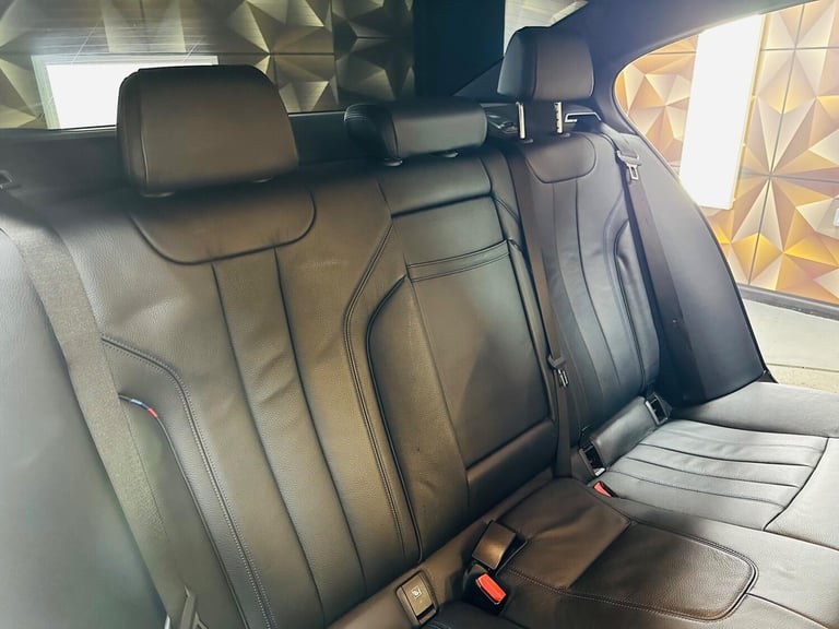 2019 BMW 5 Series 2.0 530e 9.2kWh M Sport Auto Euro 6 (s/s) 4dr SALOON Petrol/Electric Hybrid Aut...