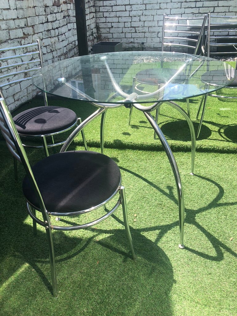 LUSI GLASS DINING TABLE & 4 BLACK CHAIRS