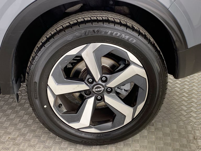 2023 Nissan Qashqai 1.3 DiG-T MH 158 N-Connecta 5dr Xtronic Hatchback Petrol Automatic