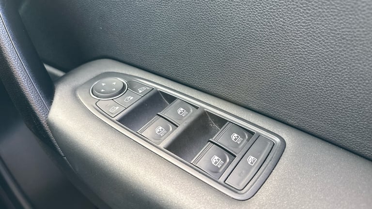 2023 Renault Captur 1.6 E-Tech full hybrid 145 Evolution 5dr Auto Hybrid Hatchback Hatchback Hybr...