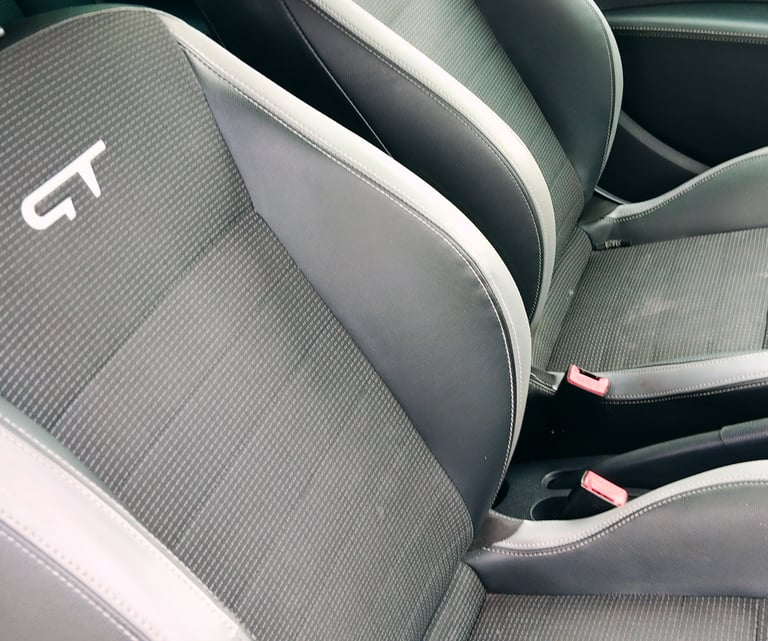 Renault, CLIO, Hatchback, 2009, Manual, 1598 (cc), 3 doors