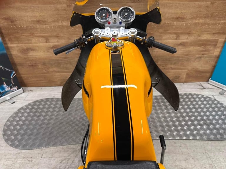 Ducati 750S