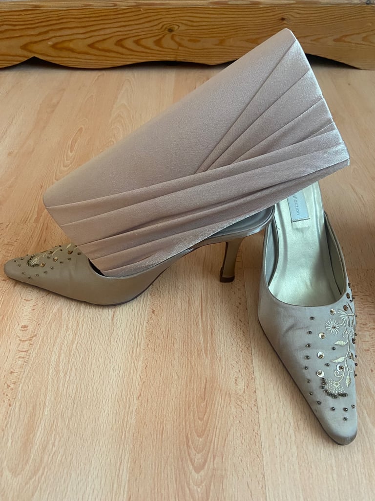 image for Patent heels & Shoes with bag £5 each