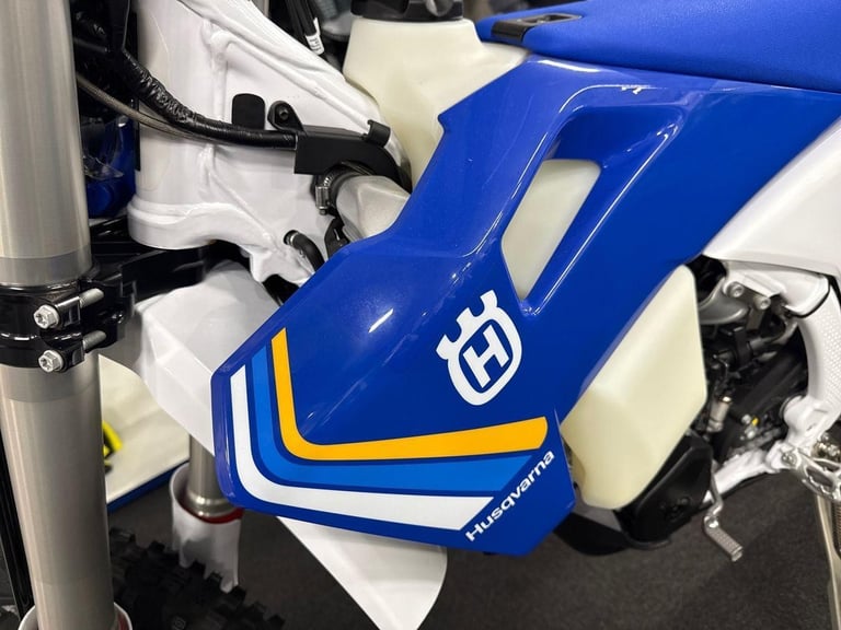 2025 Husqvarna Offroad Enduro FE 501 HERITAGE blue Manual