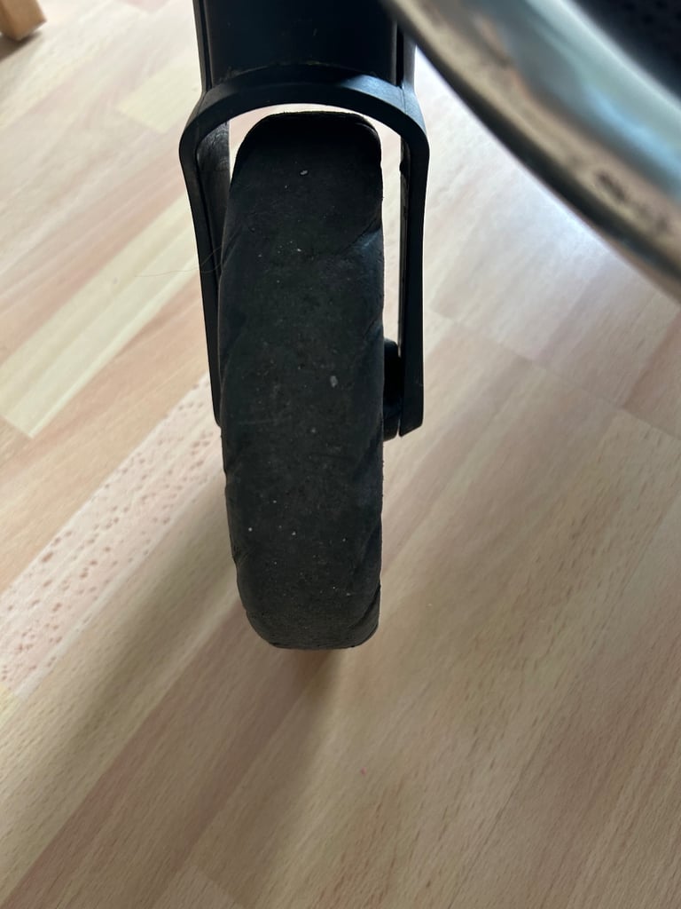 Ocaro travel system - buggy pushchair  Carry Cot