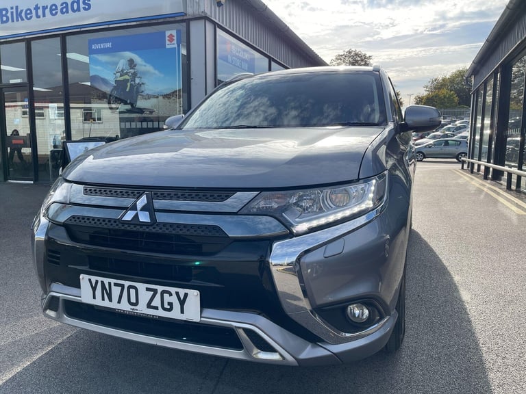 2020 Mitsubishi Outlander 2.4h TwinMotor 13.8kWh Verve CVT 4WD Euro 6 (s/s) 5dr ESTATE Petrol/Ele...