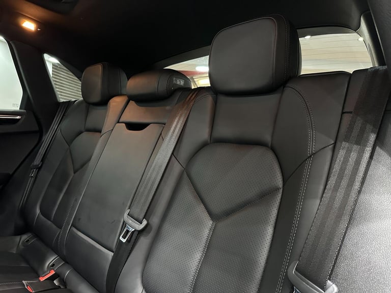 2015 Porsche Macan 2.0T SUV 5dr Petrol PDK 4WD Euro 6 (s/s) (237 ps) ESTATE Petrol Automatic