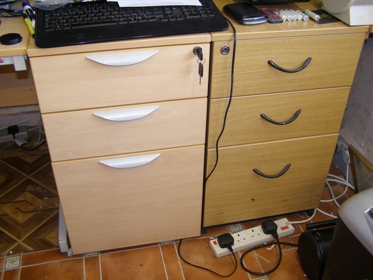 Desk draws