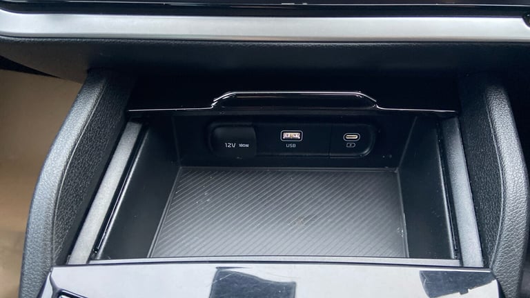 2022 Kia Sportage 1.6 T-GDi MHEV 3 SUV 5dr Petrol Hybrid DCT Euro 6 (s/s) (148 bhp) SUV Hybrid Au...