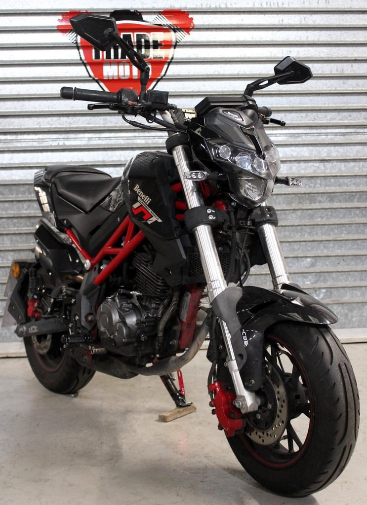 2018 18 Benelli Tornado TNT 125 LEARNER LEGAL TRADE SALE NEW MOT 8576miles BLACK