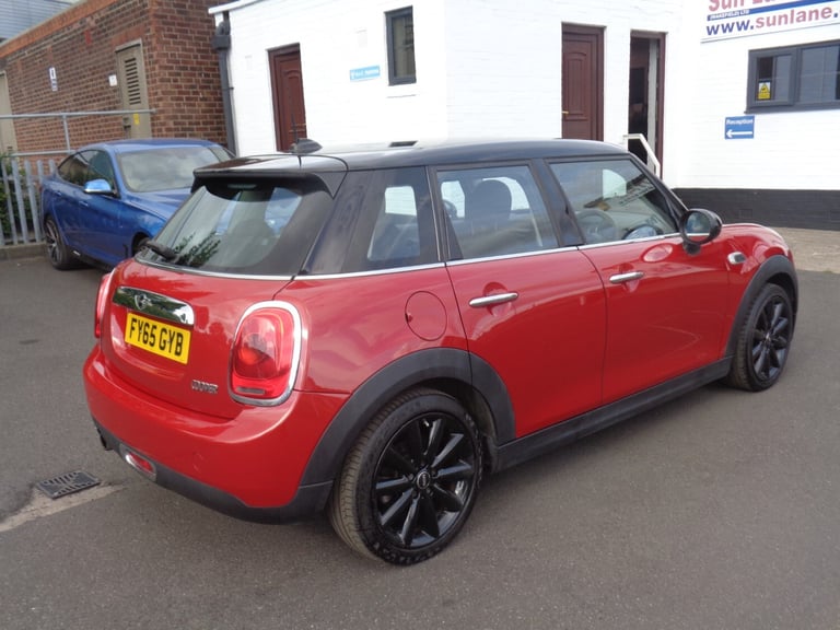 MINI HATCHBACK 1.5 Cooper 5dr