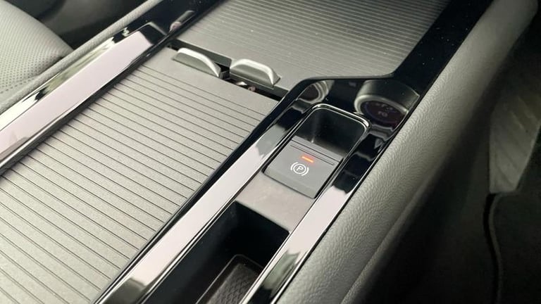 2024 Skoda Superb 1.5 TSI e-TEC (150ps) SE L DSG Automatic Hatchback Petrol Automatic