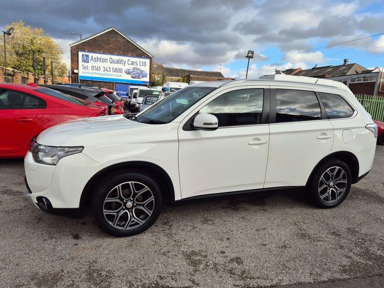 image for 2014 Mitsubishi Outlander 2.2 DI-D GX4 4WD Euro 5 (s/s) 5dr Diesel Manual