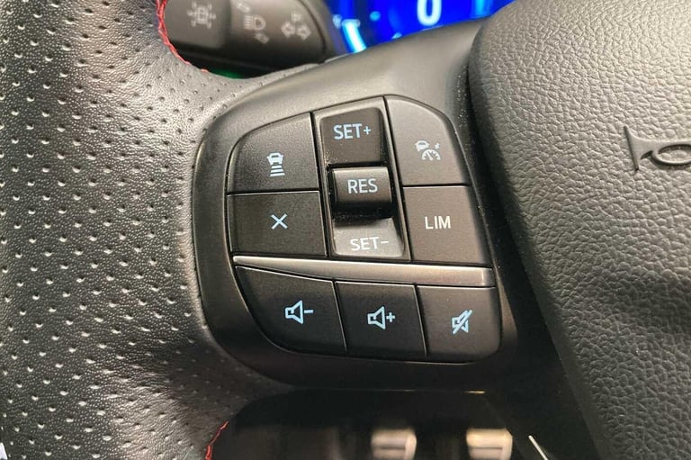 2020 Ford Kuga 1.5T EcoBoost ST-Line X First Edition Euro 6 (s/s) 5dr HATCHBACK Petrol Manual