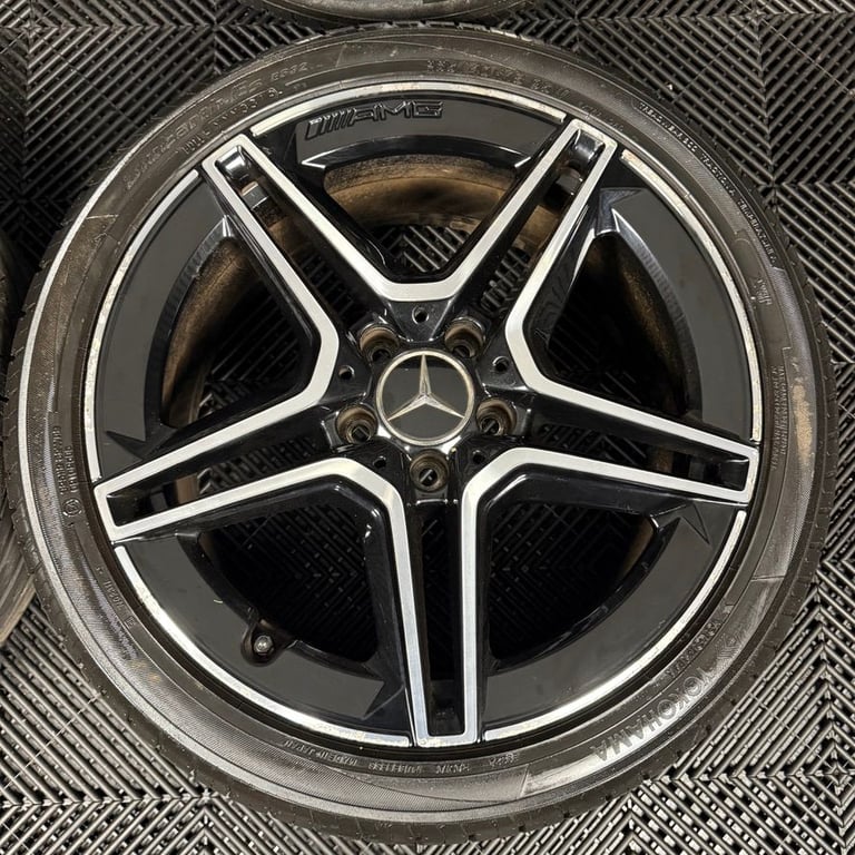 18" GENUINE MERCEDES AMG A CLASS CLA A35 CLA35 BLACK DC WHEELS TYRES ALLOYS W177