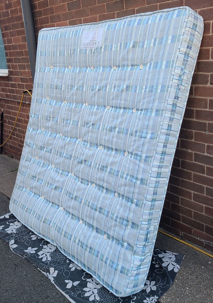 Super king , I can deliver this mattress for free if need in Hull