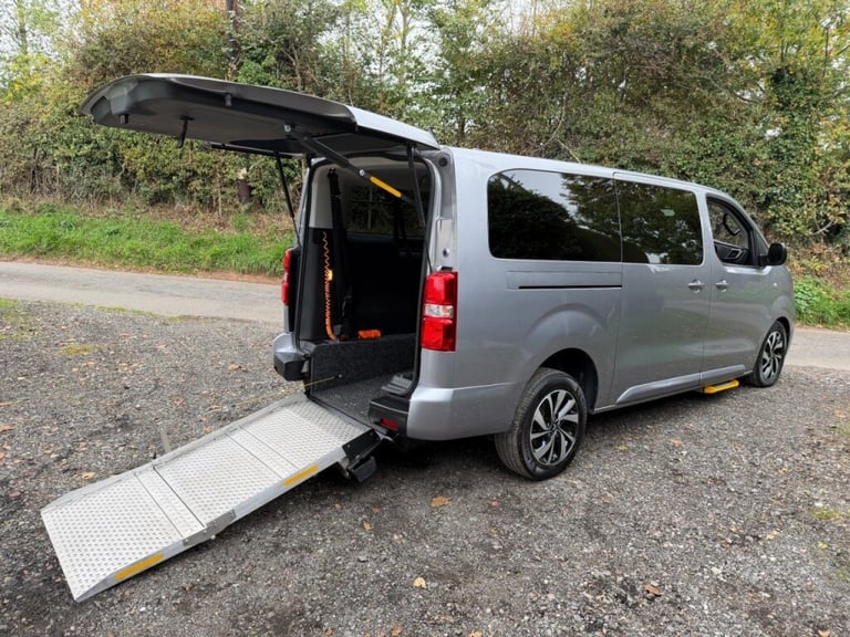  Citroen Space-tourer 2.0 BlueHDi 180 Business Lounge 5dr LWB AUTOMATIC Diesel
