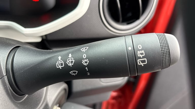 2025 Dacia Spring 27kWh Expression 65 48kW 5dr Auto Electric Hatchback Hatchback Electric Automatic