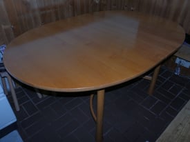 Ercol Saville Dining Table
