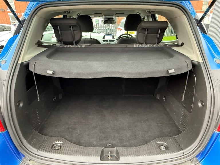 2016 Vauxhall Mokka 1.6 CDTi ecoFLEX Tech Line SUV 5dr Diesel Manual 2WD Euro 6 (s/s) (136 ps) HA...