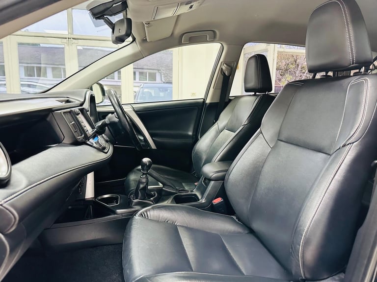 2016 Toyota RAV4 2.0 D-4D Excel Euro 6 (s/s) 5dr ESTATE Diesel Manual