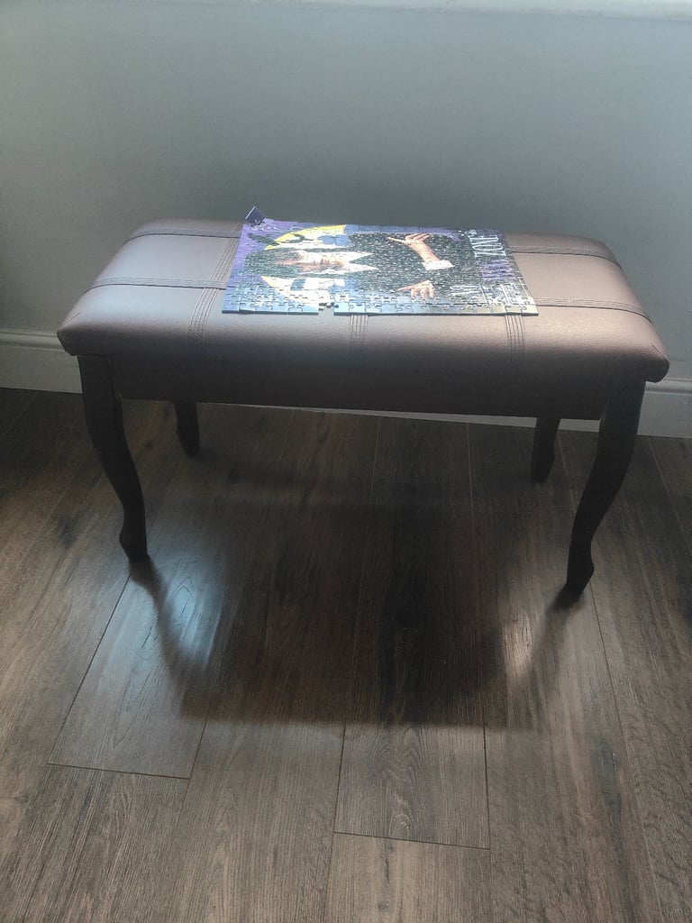 image for Piano stool 