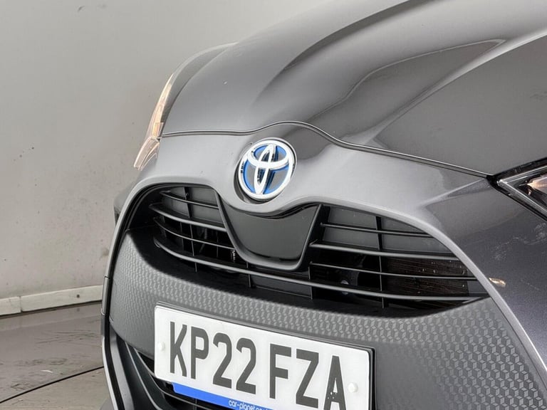 2022 Toyota Yaris 1.5 VVT-h Icon E-CVT Euro 6 (s/s) 5dr Hatchback PETROL/ELECTRIC Automatic