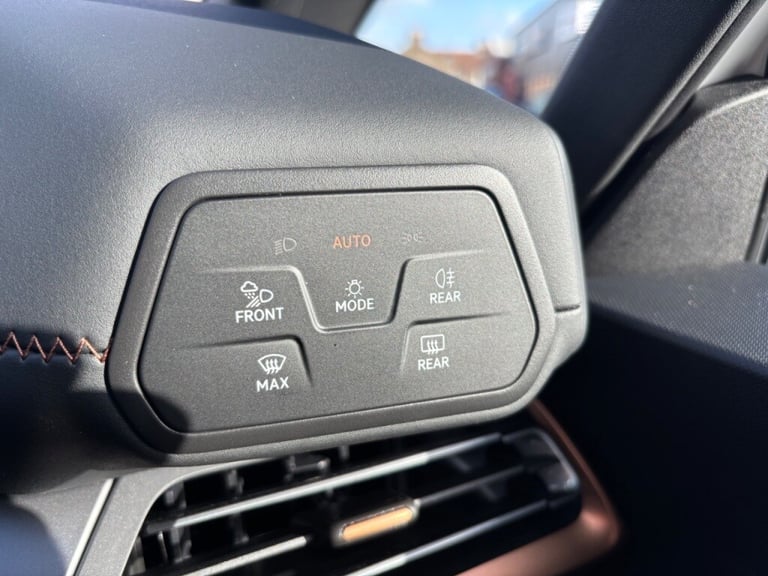  Cupra Born 170kW e-Boost V3 59kWh 5dr Auto Electric