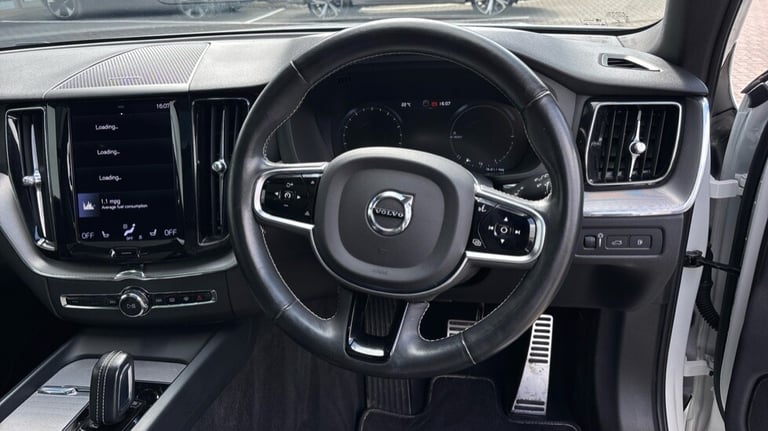 2020 Volvo XC60 Recharge R-Design, T6 AWD plug-in hybrid Estate Petrol Parallel PHEV Automatic