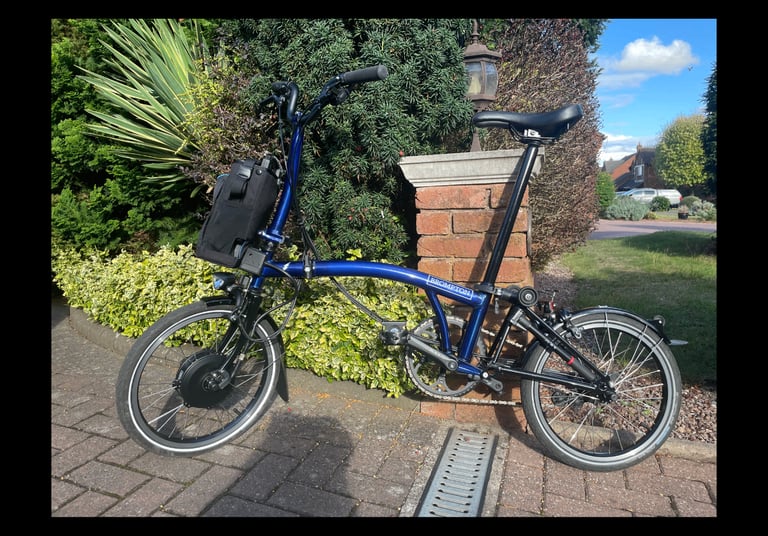 image for Brompton 2 Speed E-Bike: Completely as new: 147 miles from new
