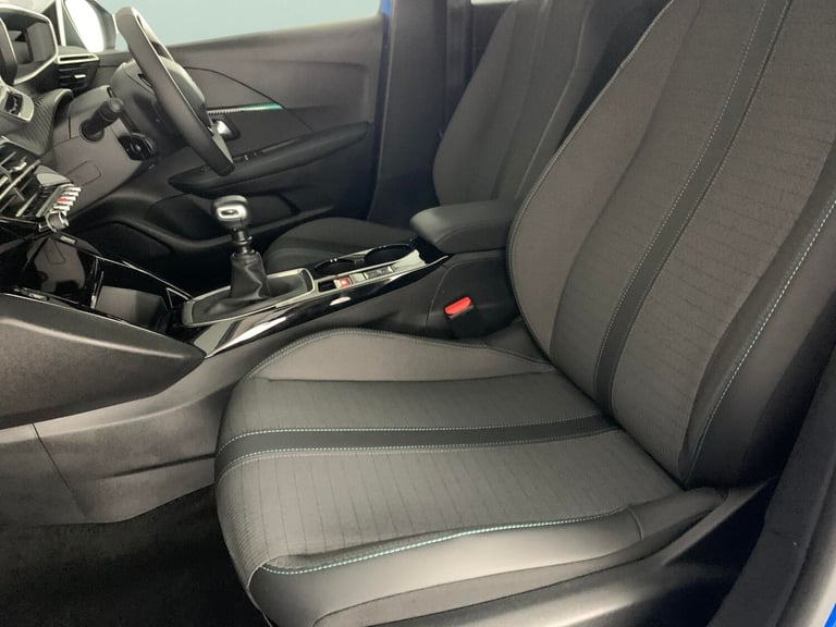 2023 Peugeot 208 1.2 PureTech 100 Allure Premium + 5dr HATCHBACK PETROL Manual