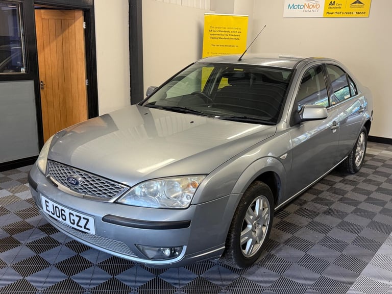 2006 Ford Mondeo 2.0 Ghia 5dr HATCHBACK Petrol Manual