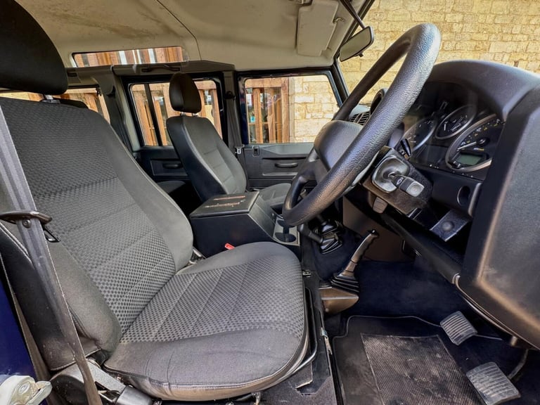 2012 Land Rover Defender County Station Wagon TDCi [2.2] WINDOW VAN Diesel Manual