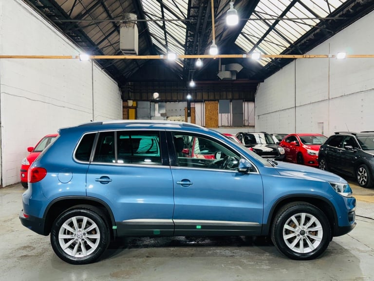 2012 Volkswagen Tiguan 2.0 TDI BlueMotion Tech SE DSG 4WD Euro 5 (s/s) 5dr ESTATE Diesel Automatic