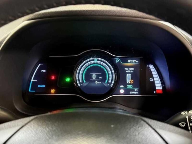 2020 Hyundai KONA 64kWh Premium SUV 5dr Electric Auto (7kW Charger) (204 ps) HATCHBACK Electric A...