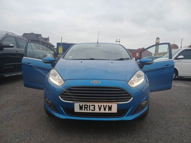 2013 Ford Fiesta 1.0 EcoBoost 125 Titanium 5dr HATCHBACK PETROL Manual