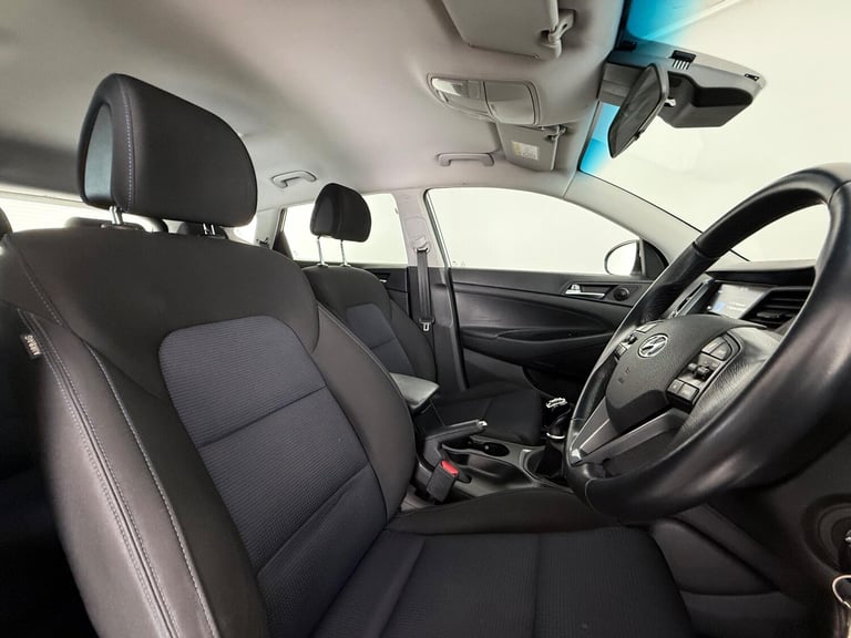 2016 Hyundai TUCSON 1.7 CRDi Blue Drive SE Nav 5dr 2WD ESTATE DIESEL Manual