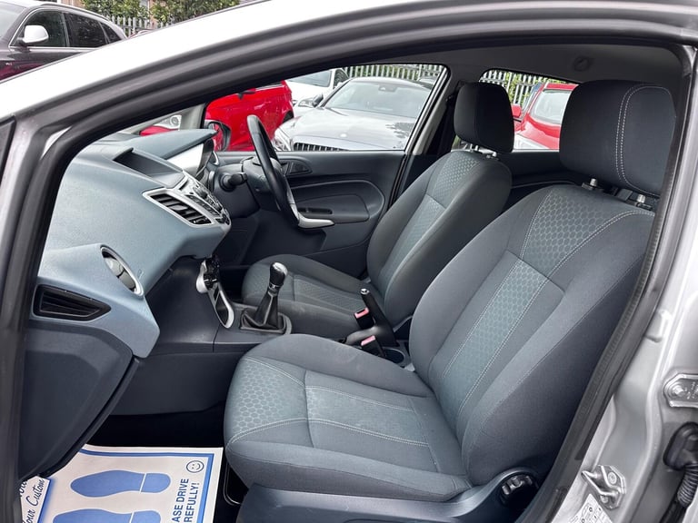2009 Ford Fiesta 1.25 Zetec 5dr HATCHBACK Petrol Manual