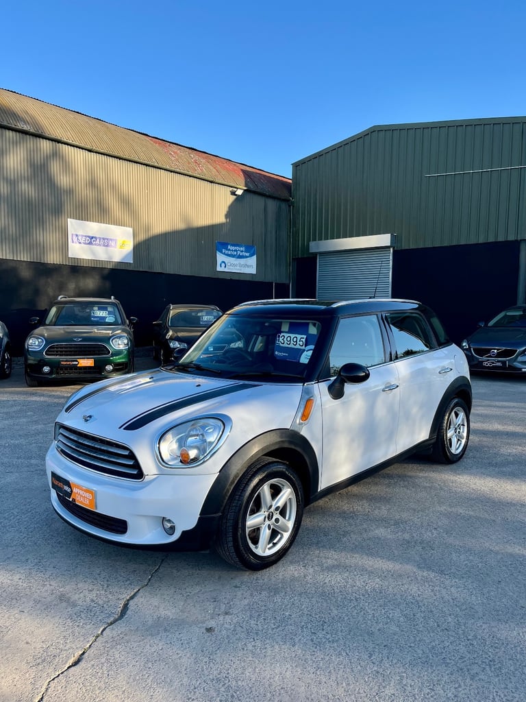 2012 Mini Countryman - Finance available & 3 months warranty included!