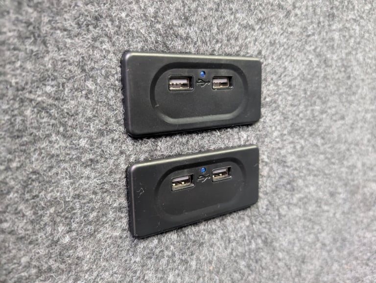 FORD TRANSIT CUSTOM 2.2 TDCi 290 Limited 2015