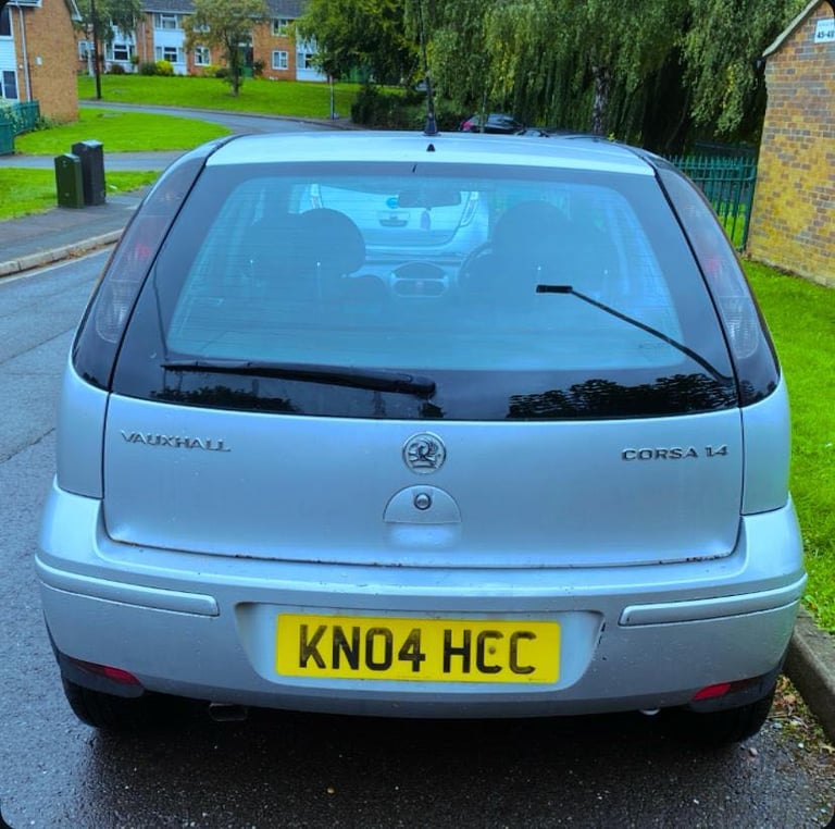 Corsa AUTOMATIC 12Month Mot sunroof good runs 