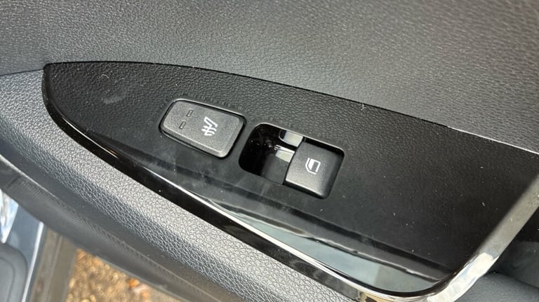 2025 Kia Sportage 3 Estate Hybrid Automatic