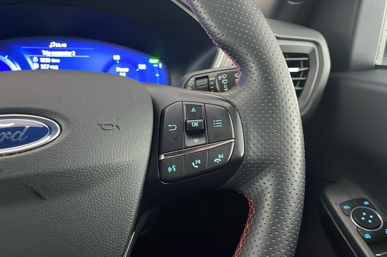  Ford Kuga 2.5h Duratec St Line X Edition Suv 5dr Petrol Hybrid CVT Euro 6 s/s